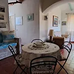 Lupo 1 Vakantiehuis Cannigione